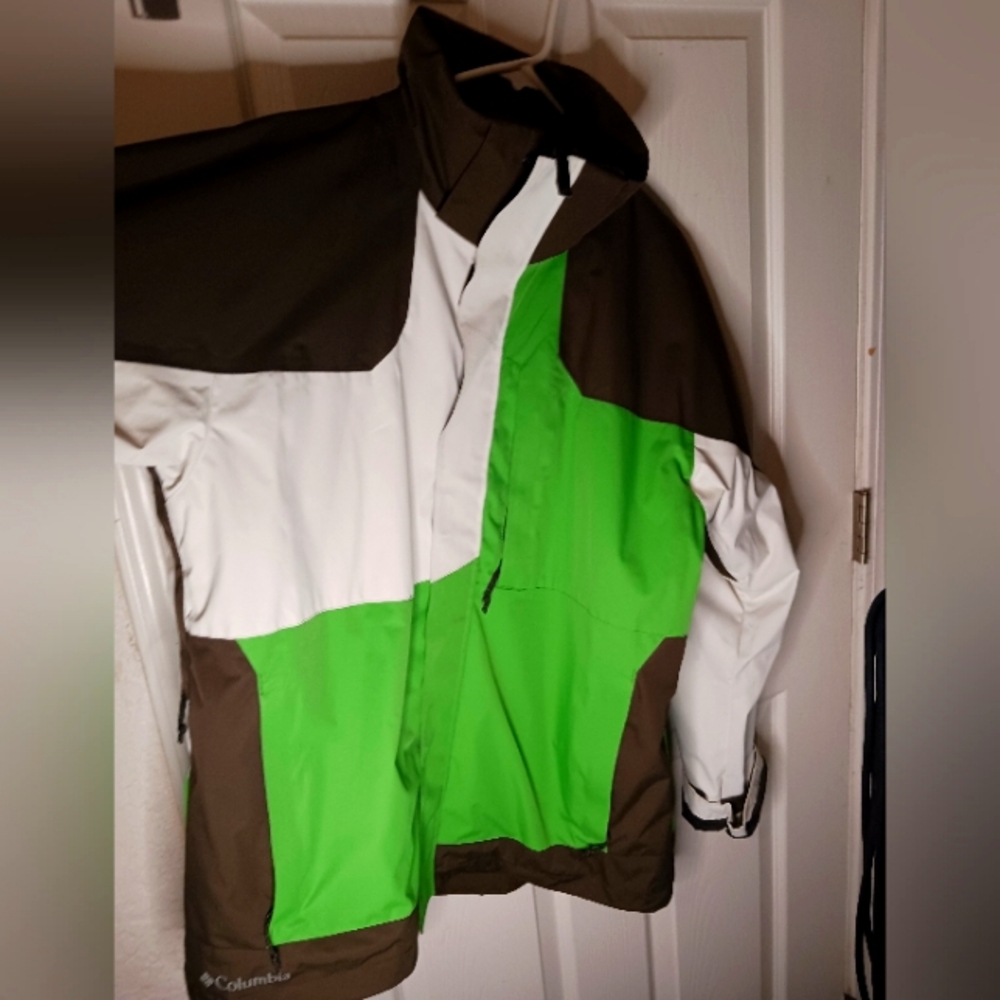 Columbia ski jacket